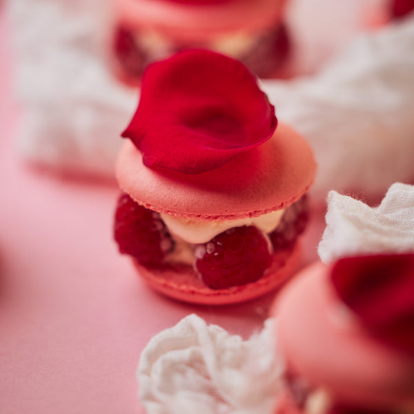 Ispahan Macaron (+16 years)