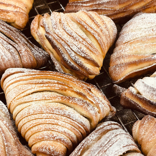 Sfogliatelle with pistachio cream class (+16 years)